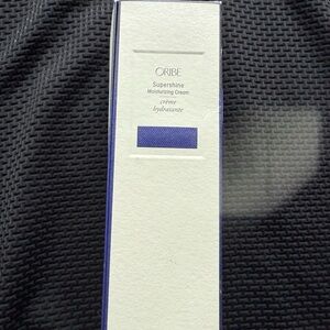 Oribe Moisturizing Cream in Deep Blue Tube